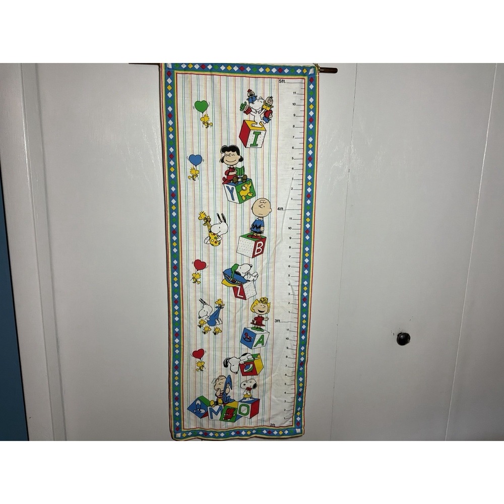 Vintage Peanuts Fabric Growth Chart On Wooden Dowel SOME DISCOLORATION‎ ON BACK